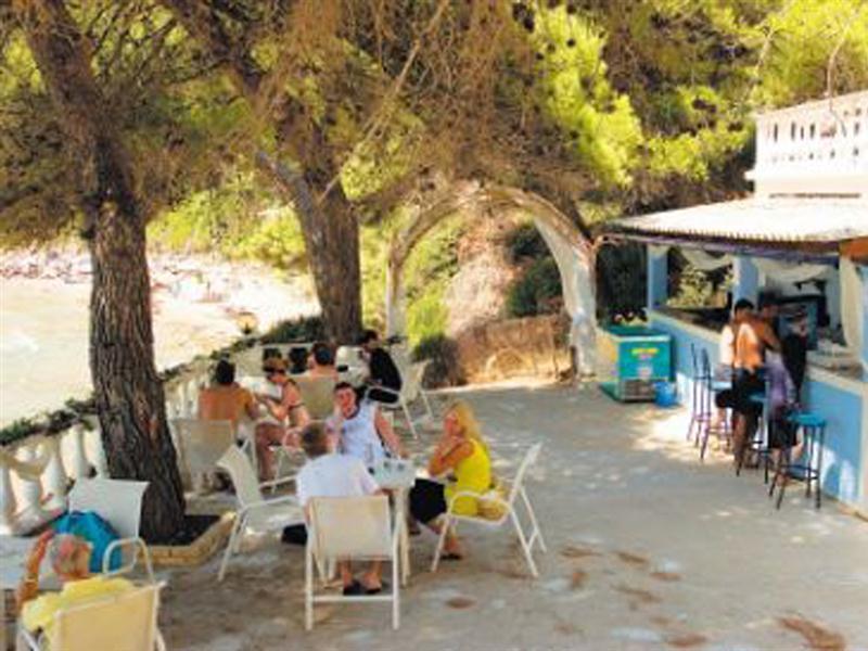 Golden View Resort Sinarades Kontogialos Экстерьер фото